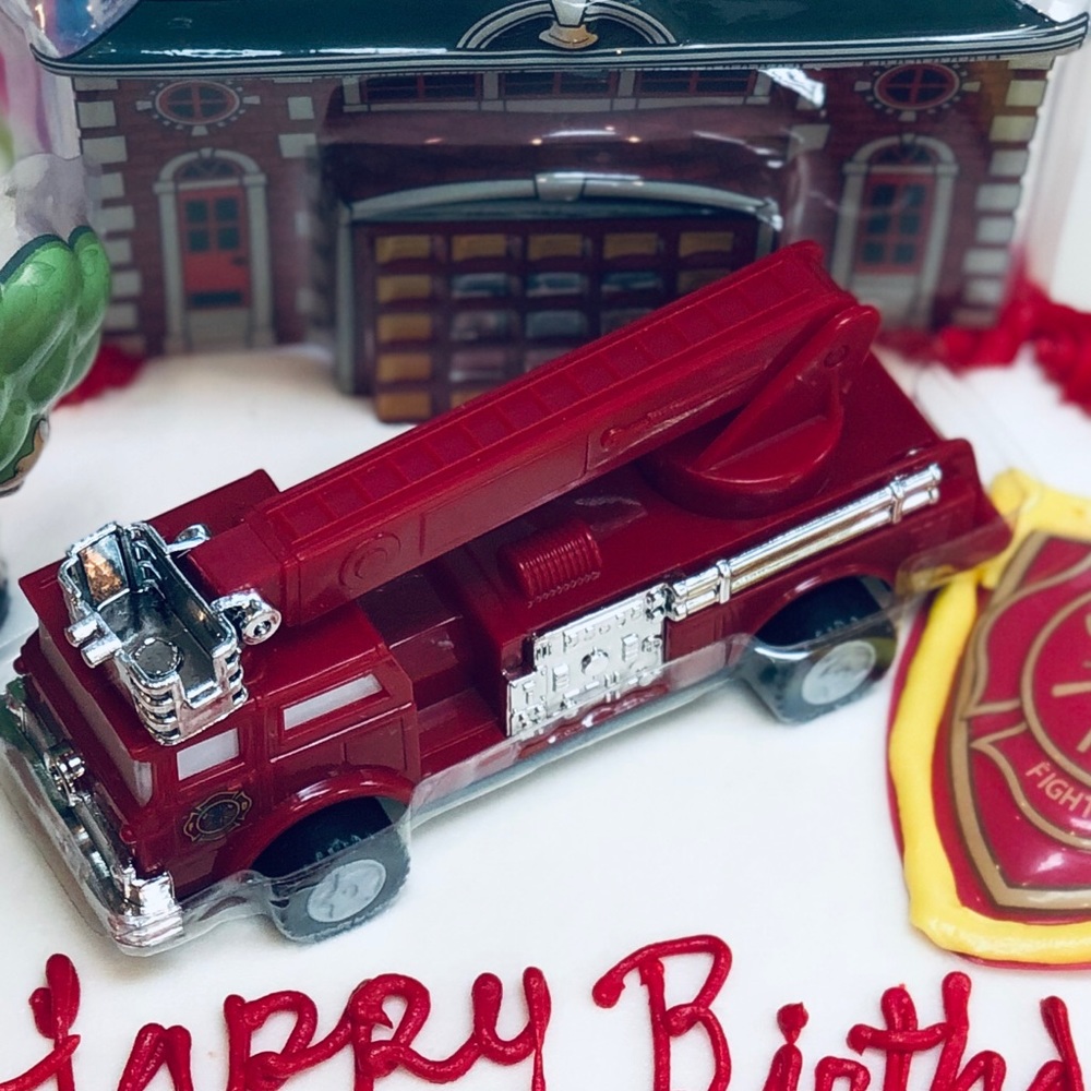 Meet your Posher, Eden